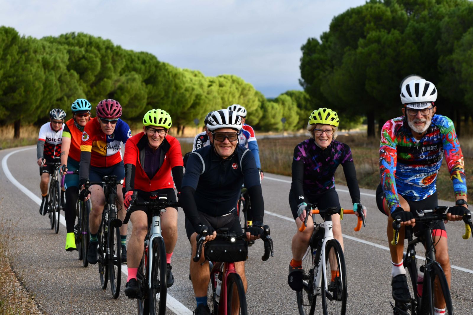 Early morning peloton