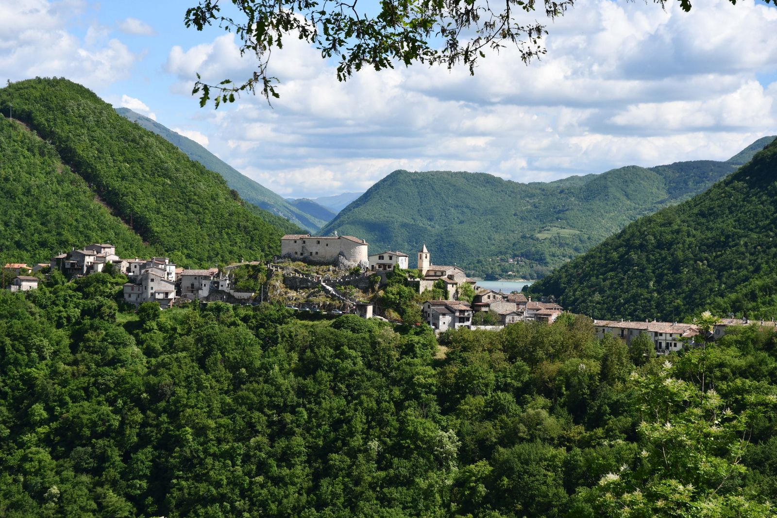 Another wonderful view - cycling in Italy there are many!
