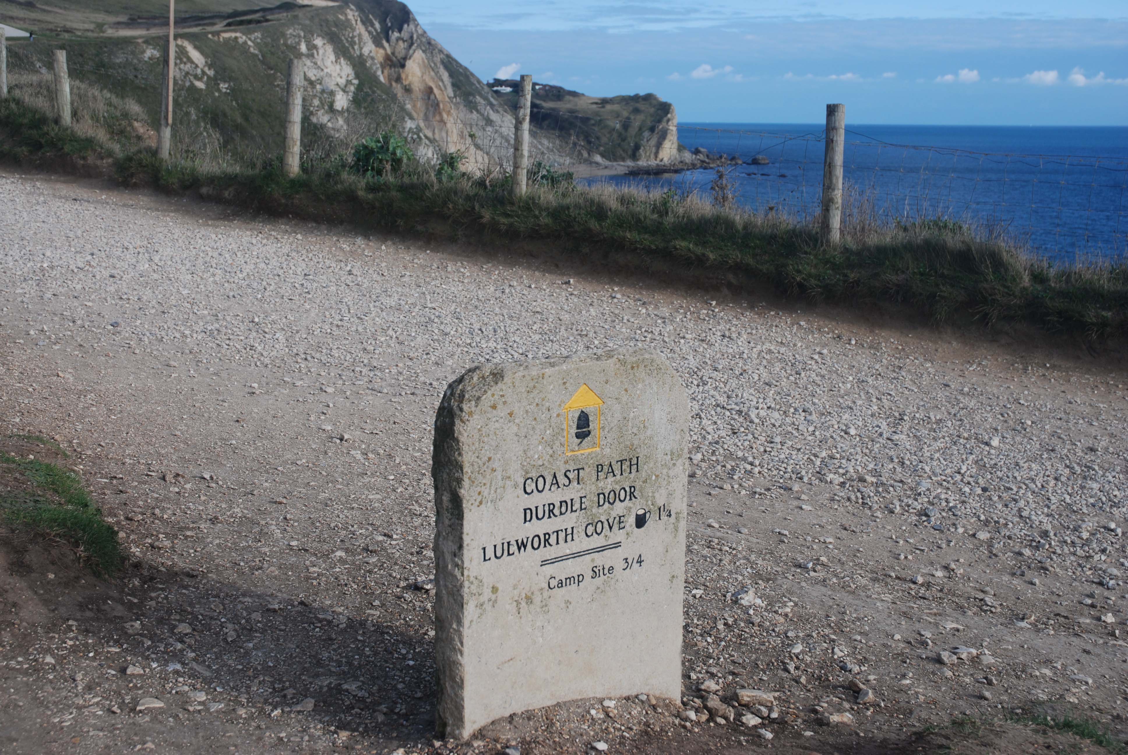 Frequent route markers along the way