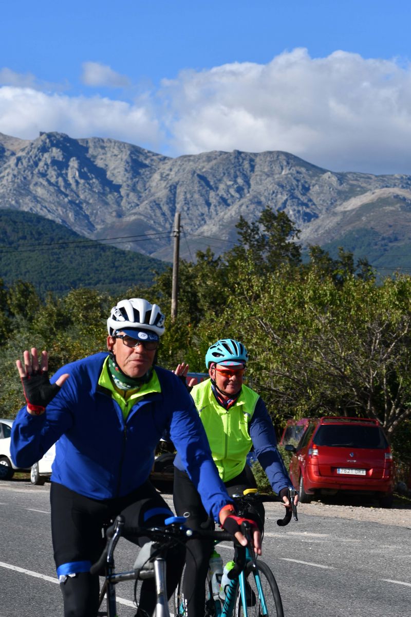 Hills behind and a flat run in to tonight's magnificent hotel